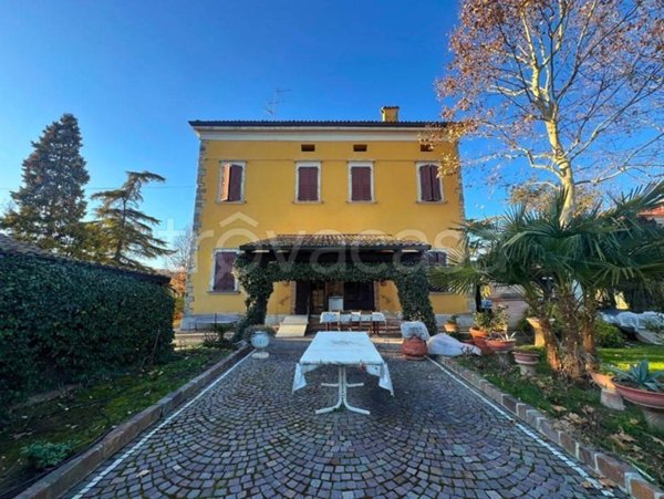 casa indipendente in vendita a Quattro Castella