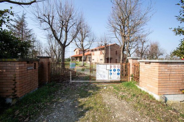 casa indipendente in vendita a Quattro Castella in zona Roncolo