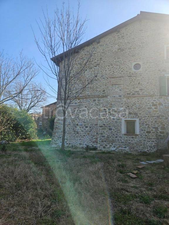casa indipendente in vendita a Quattro Castella