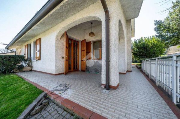casa indipendente in vendita a Quattro Castella in zona Montecavolo