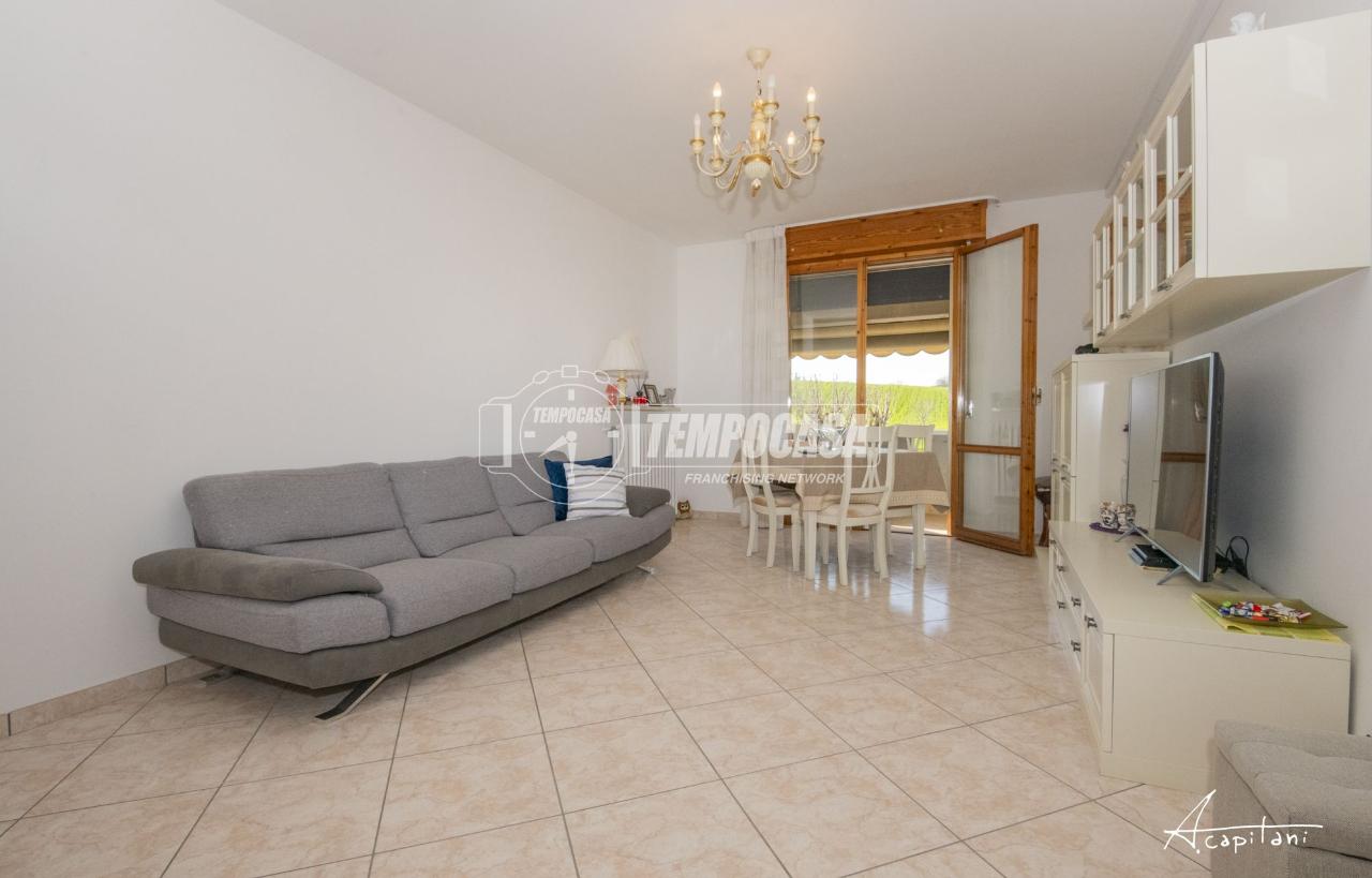 appartamento in vendita a Quattro Castella in zona Montecavolo