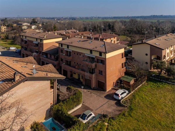 appartamento in vendita a Quattro Castella in zona Puianello