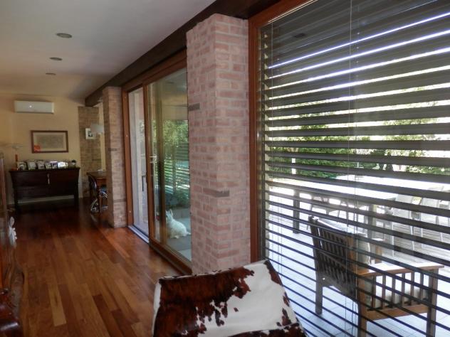 casa indipendente in vendita a Quattro Castella in zona Montecavolo