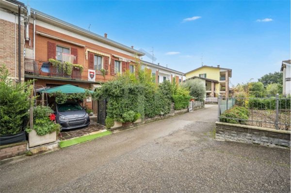 casa indipendente in vendita a Quattro Castella