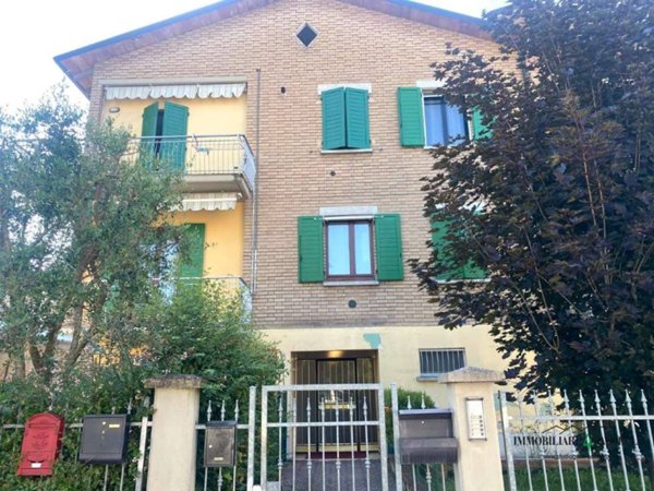 appartamento in vendita a Quattro Castella in zona Montecavolo
