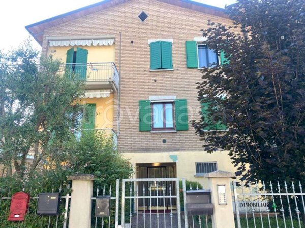 appartamento in vendita a Quattro Castella in zona Montecavolo