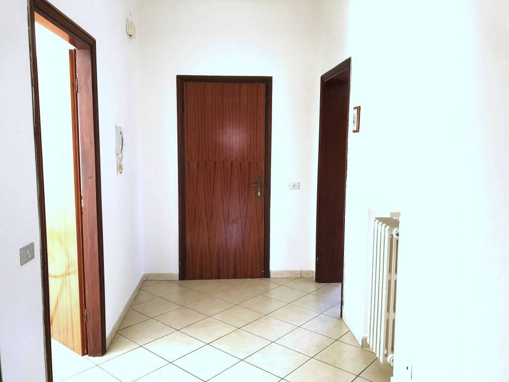 appartamento in vendita a Quattro Castella in zona Montecavolo