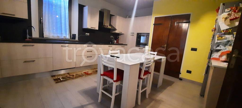 appartamento in vendita a Quattro Castella