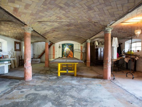 casa indipendente in vendita a Quattro Castella in zona Montecavolo