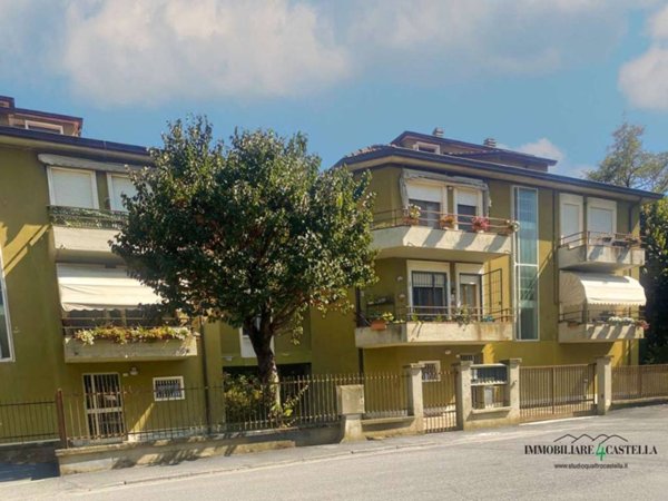 appartamento in vendita a Quattro Castella in zona Montecavolo