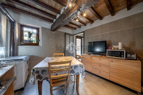 casa indipendente in vendita a Quattro Castella