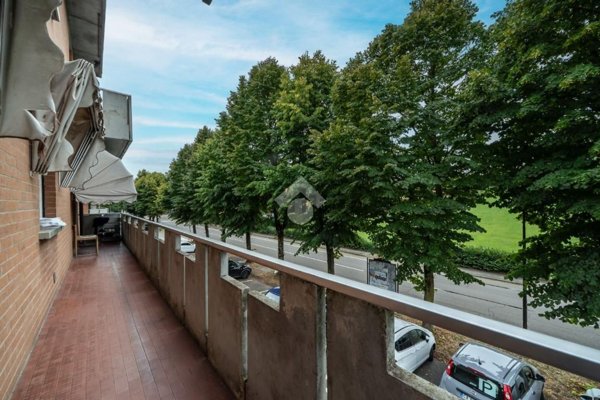 appartamento in vendita a Quattro Castella in zona Montecavolo
