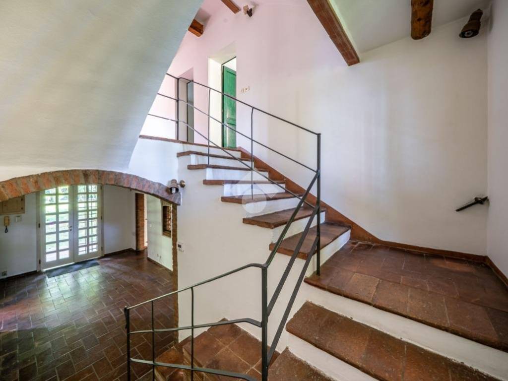 casa indipendente in vendita a Quattro Castella in zona Rubbianino