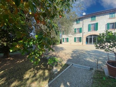 casa indipendente in vendita a Quattro Castella in zona Roncolo
