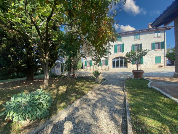 appartamento in vendita a Quattro Castella