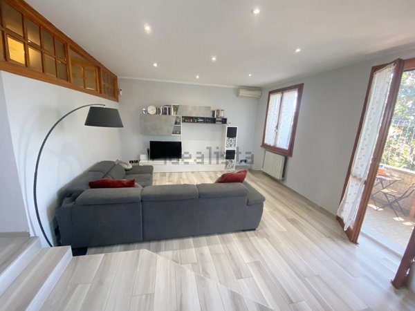 appartamento in vendita a Quattro Castella