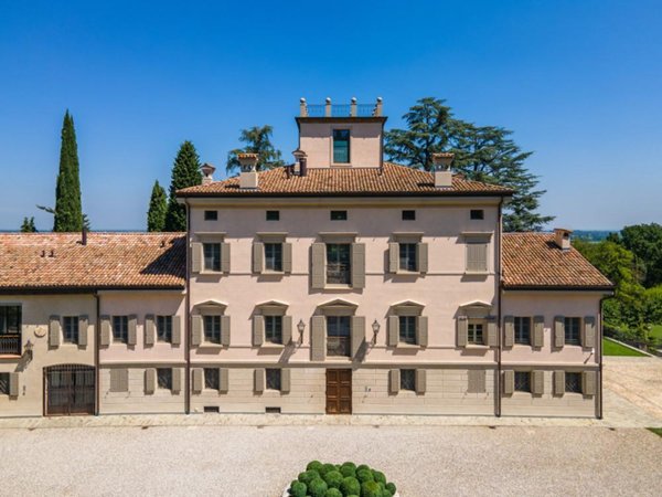 villa in vendita a Quattro Castella