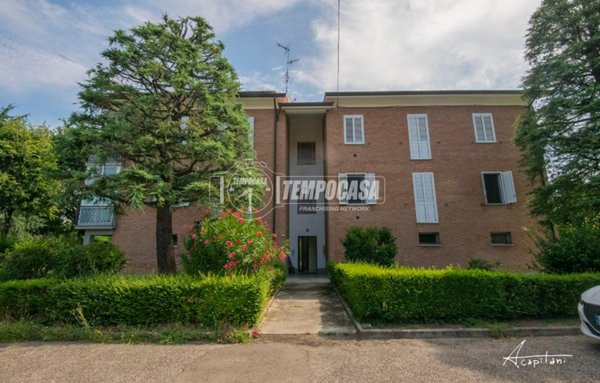 appartamento in vendita a Quattro Castella in zona Montecavolo