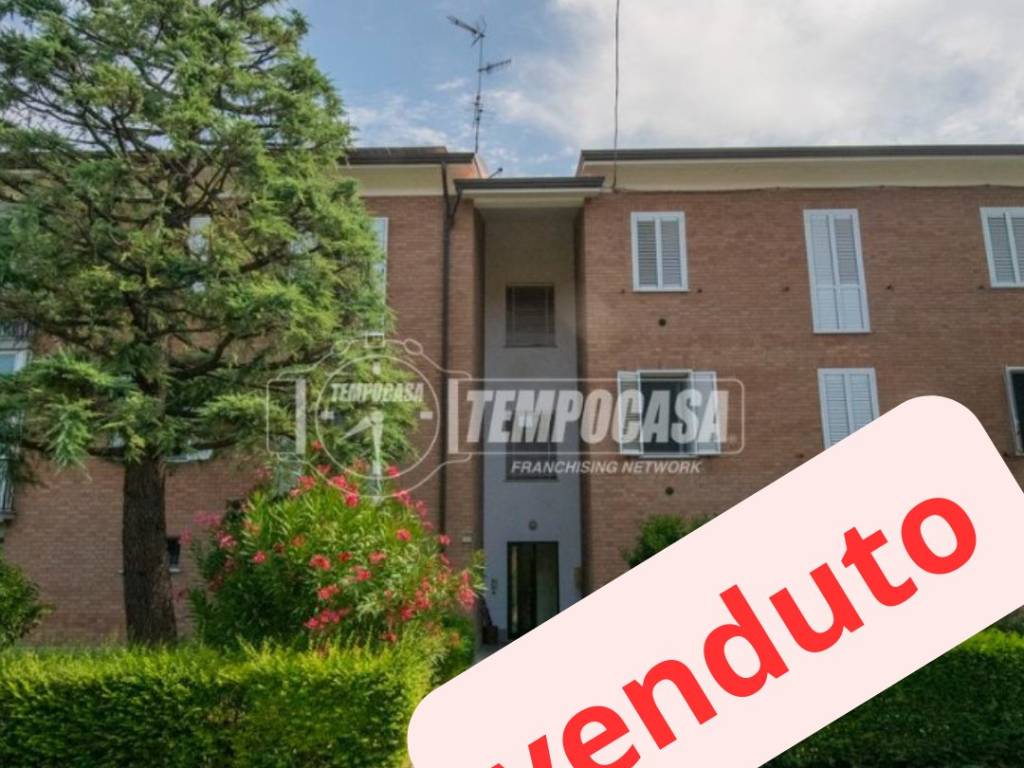 appartamento in vendita a Quattro Castella in zona Montecavolo