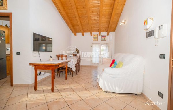 appartamento in vendita a Quattro Castella in zona Montecavolo