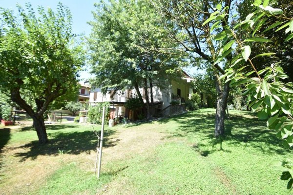 casa indipendente in vendita a Quattro Castella in zona Montecavolo