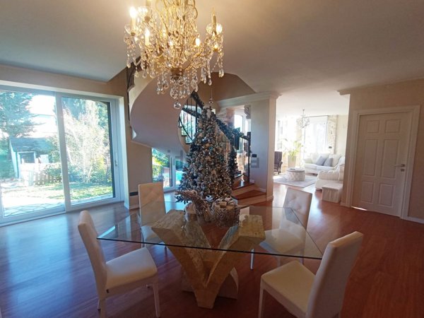 casa indipendente in vendita a Quattro Castella in zona Puianello