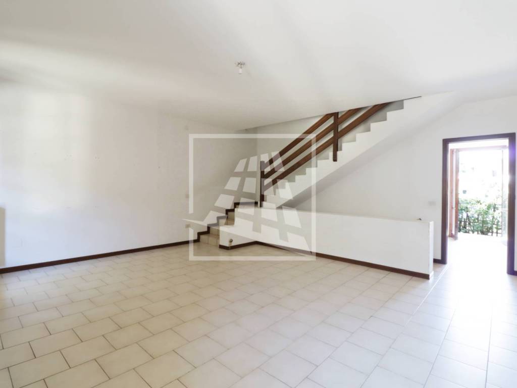 casa indipendente in vendita a Quattro Castella in zona Montecavolo