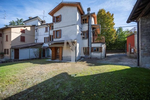 casa indipendente in vendita a Quattro Castella