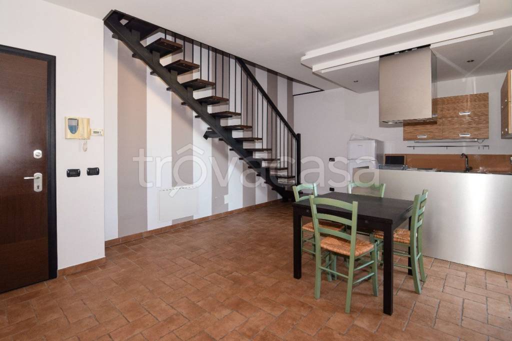 appartamento in vendita a Quattro Castella in zona Montecavolo