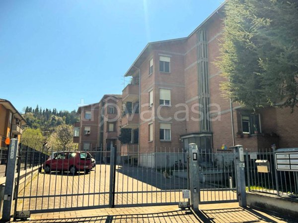 appartamento in vendita a Quattro Castella in zona Montecavolo