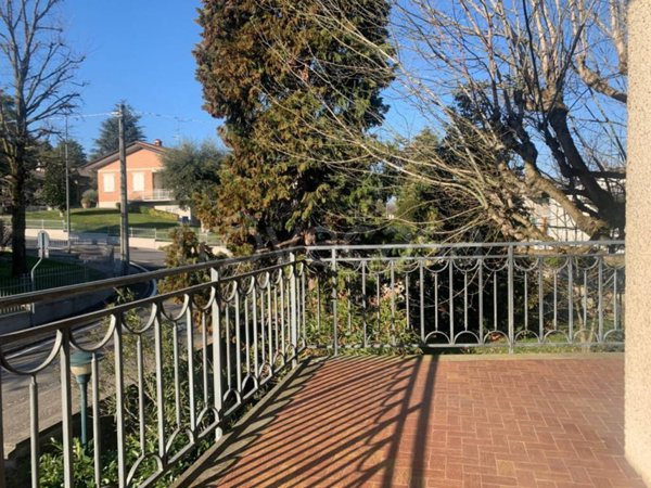 casa indipendente in vendita a Quattro Castella in zona Roncolo