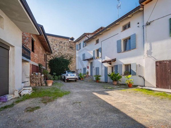 casa indipendente in vendita a Quattro Castella