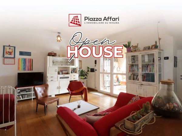 appartamento in vendita a Quattro Castella in zona Forche