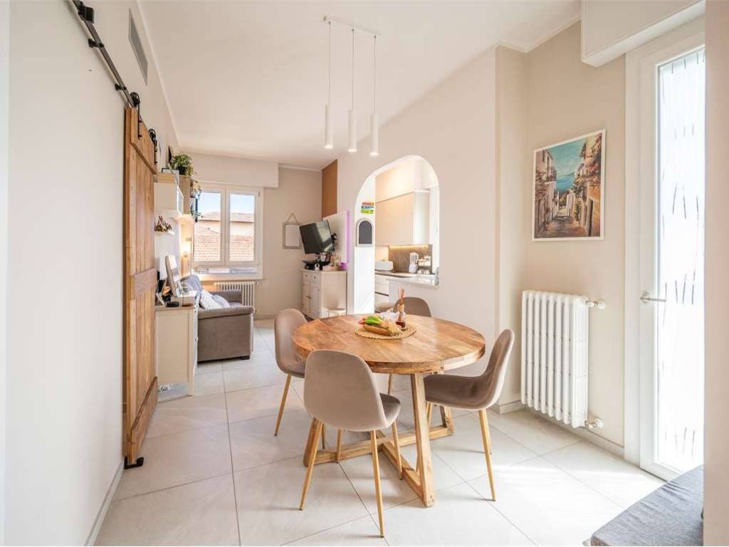 appartamento in vendita a Quattro Castella in zona Puianello