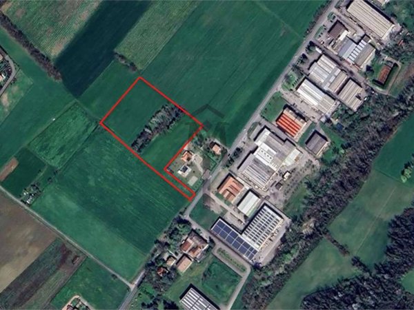 terreno agricolo in vendita a Quattro Castella in zona Orologia