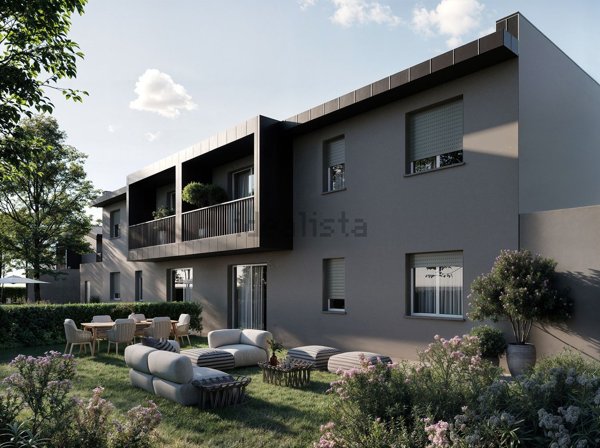 appartamento in vendita a Quattro Castella in zona Montecavolo