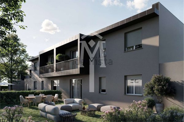 appartamento in vendita a Quattro Castella in zona Montecavolo