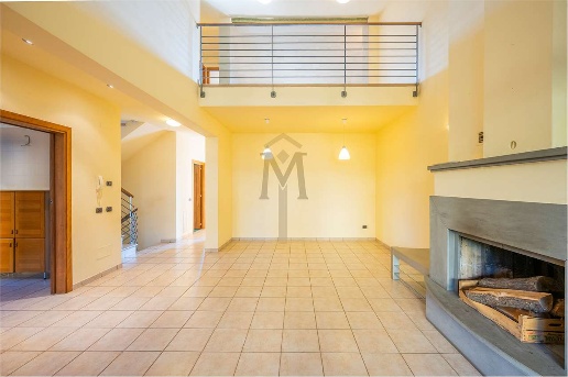casa indipendente in vendita a Quattro Castella in zona Forche