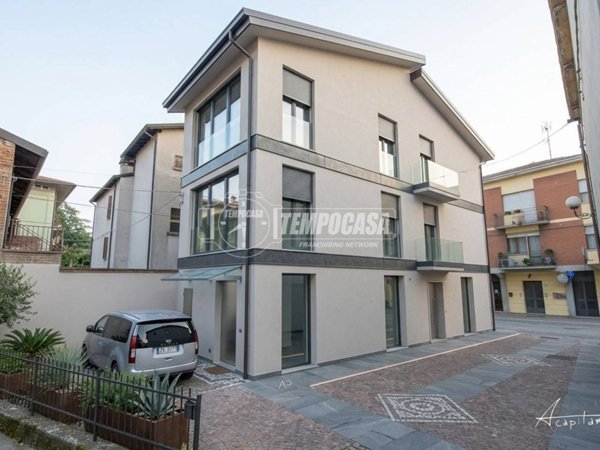 appartamento in vendita a Quattro Castella in zona Montecavolo