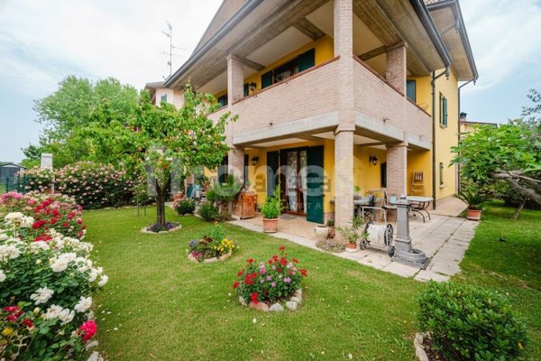 casa indipendente in vendita a Quattro Castella
