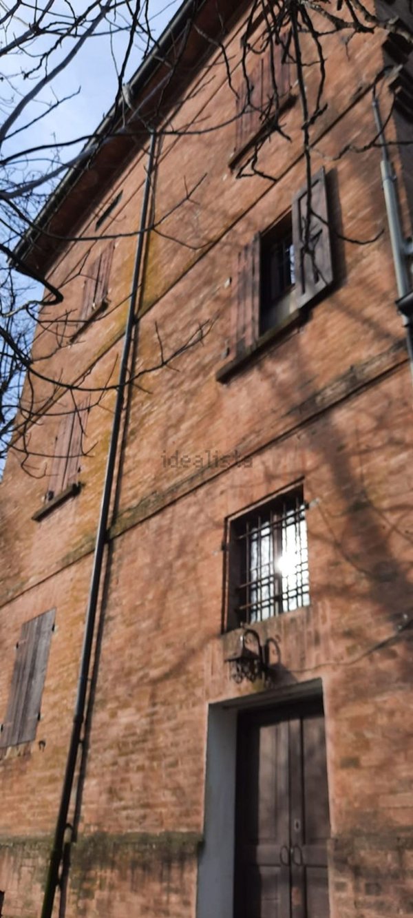 casa indipendente in vendita a Quattro Castella in zona Selvarola