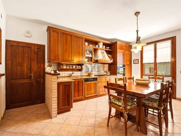 casa indipendente in vendita a Quattro Castella