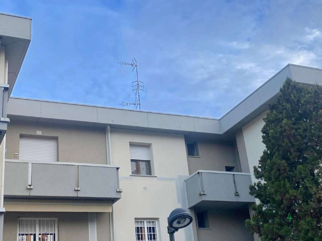 appartamento in vendita a Quattro Castella in zona Montecavolo