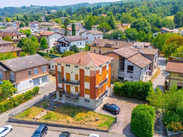 casa indipendente in vendita a Quattro Castella in zona Roncolo