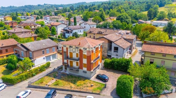 casa indipendente in vendita a Quattro Castella in zona Roncolo