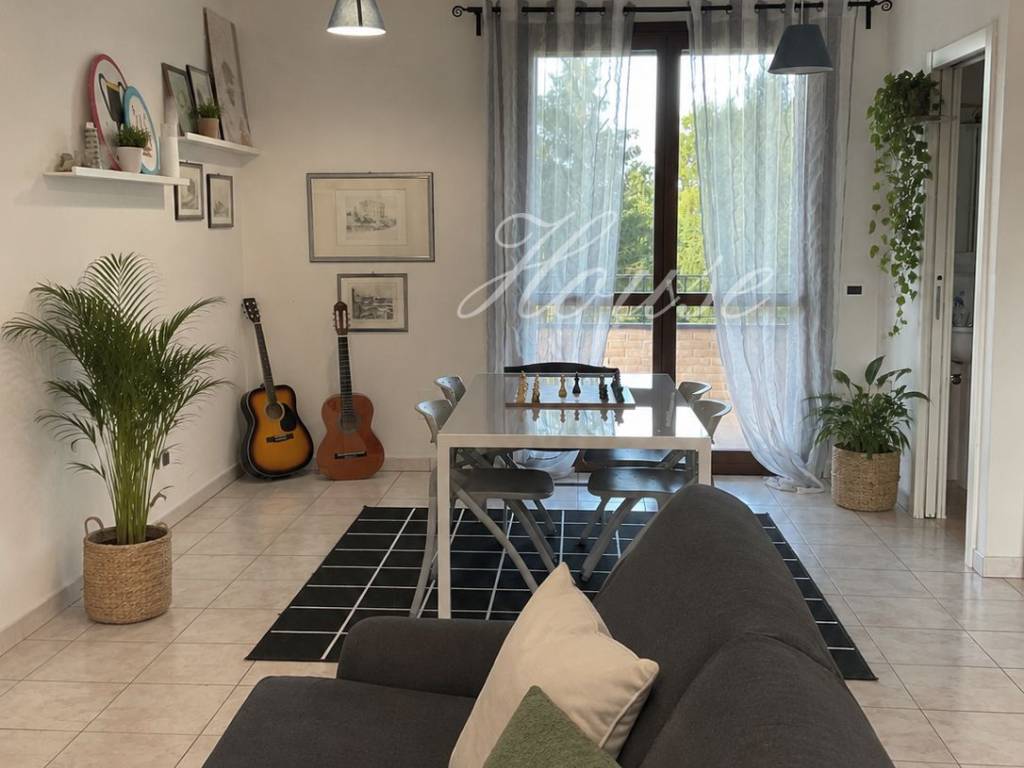casa indipendente in vendita a Quattro Castella in zona Puianello