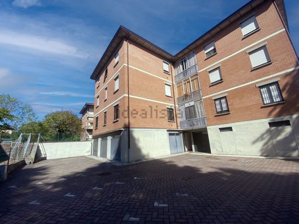appartamento in vendita a Quattro Castella in zona Puianello