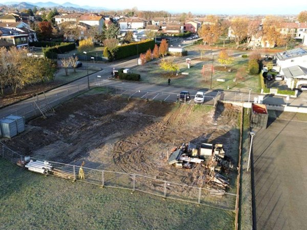 terreno edificabile in vendita a Quattro Castella in zona Ca' Fornace