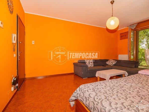 appartamento in vendita a Quattro Castella in zona Montecavolo