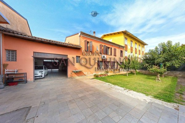 casa indipendente in vendita a Reggiolo in zona Brugneto